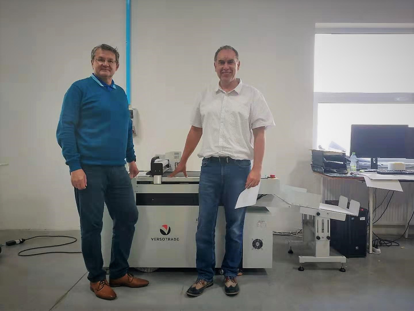 Nová instalace našeho řezacího plotru s automatickým nakladačem