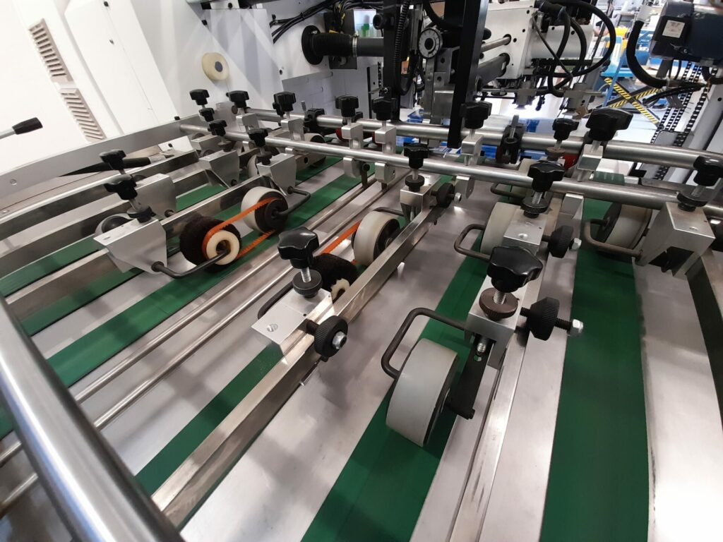 Výsekový stroj YOCO JY 76 – foto 5
