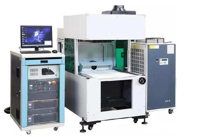 Automatický laserový řezací stroj LC 480T