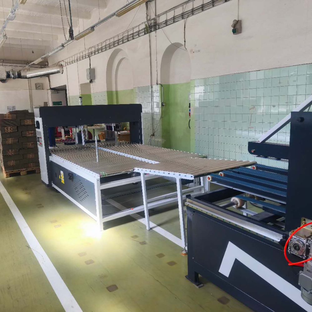 Od archu po hotovou krabičku v jednom plynulém procesu – foto 3